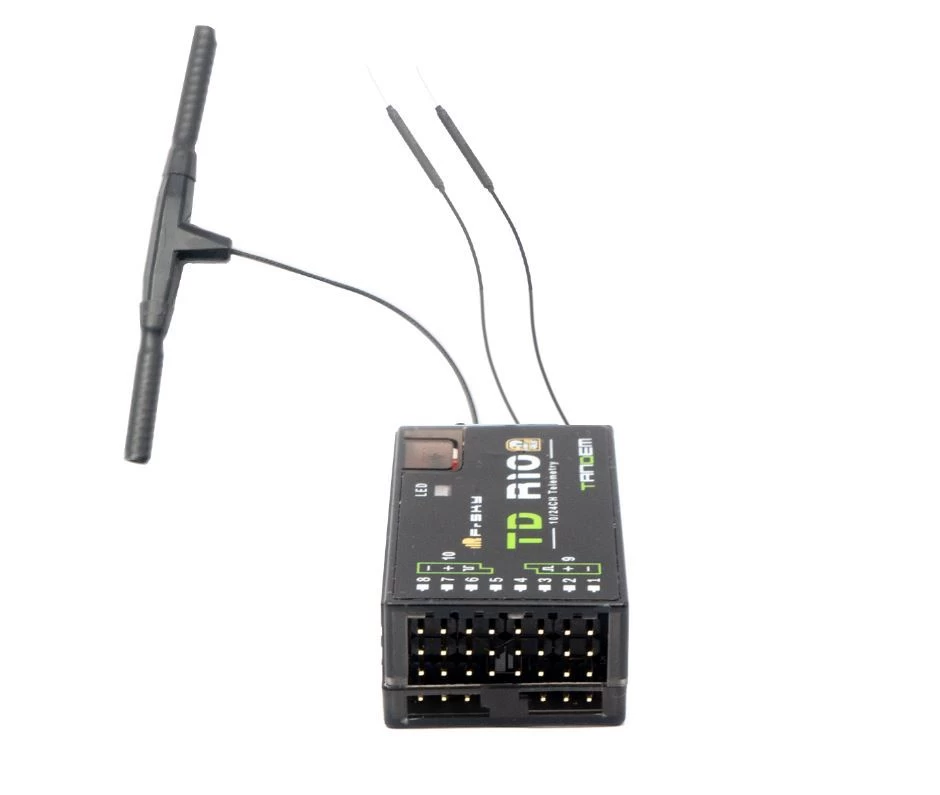FrSky TD R10 2.4 And 900MHz Dual Band Tandem Receiver 2 FrSky TD R10 2.4 And 900MHz Dual Band Tandem Receiver - Image 2